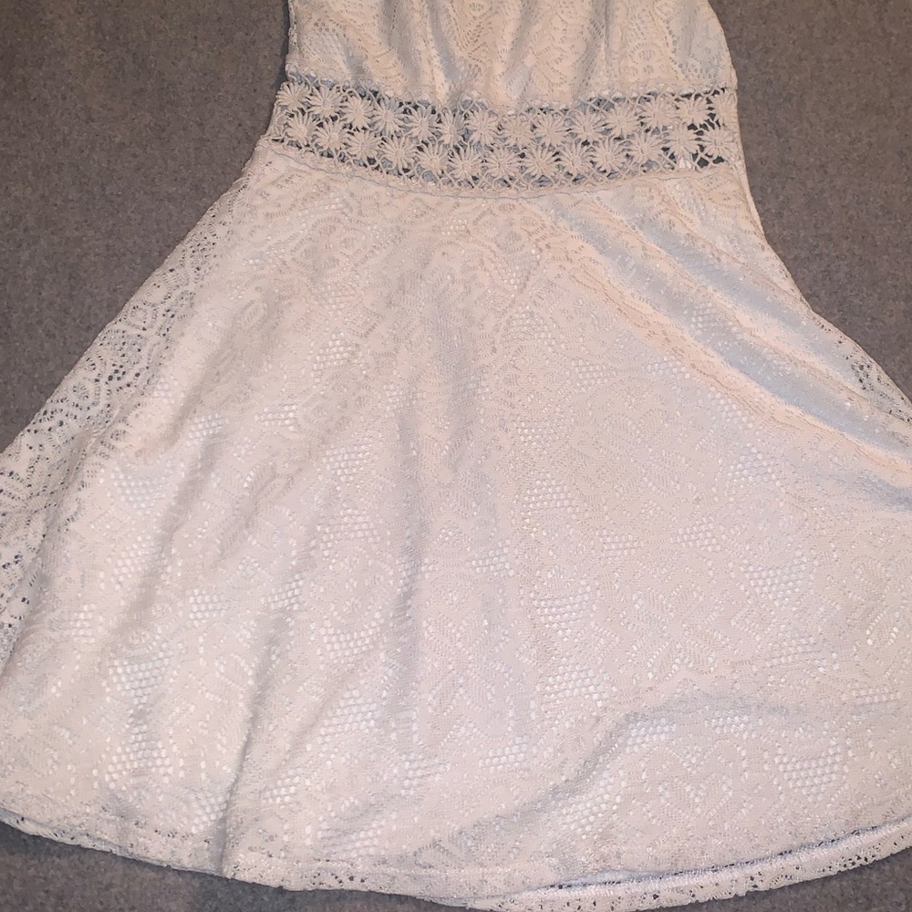 Dress - Picture 2 of 6